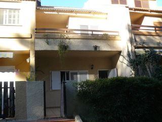 Rent Semi detached house in La Cañada. Casa adosada con 4 habitaciones con piscina y calefacción Rent Semi detached house in La Cañada. Casa adosada con 4 habitaciones con piscina y calefacción