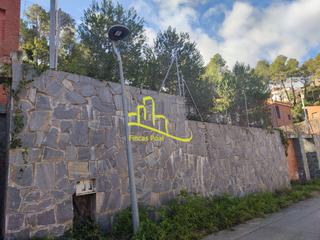 Residential Plot in Carrer clot del boix 6. Oportunidad con rebaje y cimentación Residential Plot in Carrer clot del boix 6. Oportunidad con rebaje y cimentación