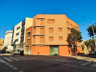 Edificio en Carrer de sant damià 107. Obra parada 8 pisos Edificio en Carrer de sant damià 107. Obra parada 8 pisos