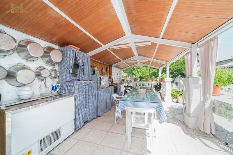 Foto 09e1ea37-850e-4dcd-bce9-24e83d81a8ca. House with fireplace heating parking pool in Aldea del Fresno Foto 09e1ea37-850e-4dcd-bce9-24e83d81a8ca. House with fireplace heating parking pool in Aldea del Fresno