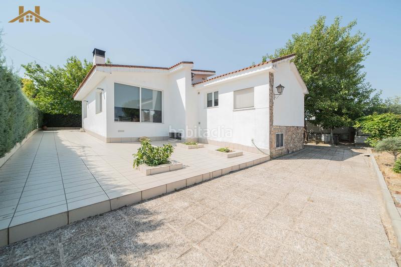 Foto 3662ce1d-2766-4472-85e3-01462ae1977b. House with fireplace heating parking pool in Aldea del Fresno Foto 3662ce1d-2766-4472-85e3-01462ae1977b. House with fireplace heating parking pool in Aldea del Fresno