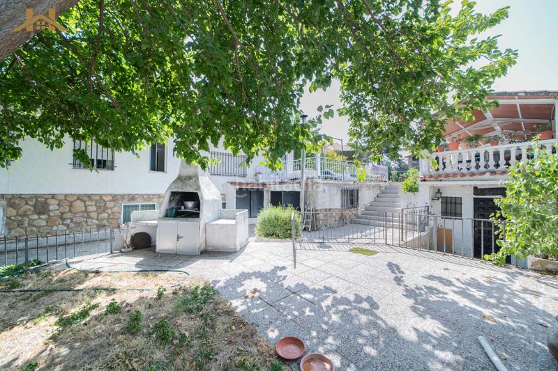 Foto 42ffae3a-7042-48f7-adb2-9621c58da03e. House with fireplace heating parking pool in Aldea del Fresno Foto 42ffae3a-7042-48f7-adb2-9621c58da03e. House with fireplace heating parking pool in Aldea del Fresno