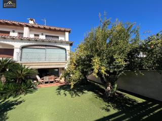 Reihenhaus in Vilassar de Dalt. Exclusivo adosado en vilassar de dalt con impresionantes vistas Reihenhaus in Vilassar de Dalt. Exclusivo adosado en vilassar de dalt con impresionantes vistas