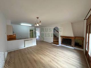 Bauernhof in Bisbal d´Empordà (La). Casa rústica en venta con jardín, porche cubierto y barbacoa en Bauernhof in Bisbal d´Empordà (La). Casa rústica en venta con jardín, porche cubierto y barbacoa en