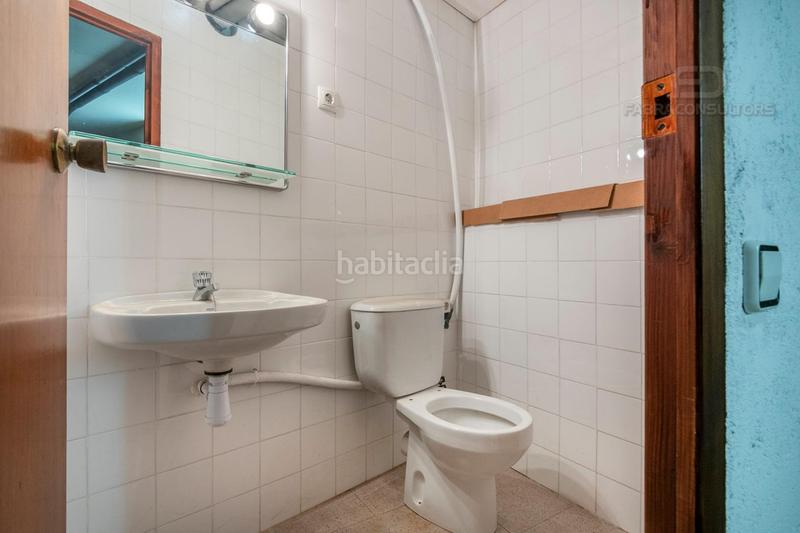 Foto 42eefb99-f7d7-4cd7-b631-e66e45e4b416. Local commercial dans Llefià Badalona Foto 42eefb99-f7d7-4cd7-b631-e66e45e4b416. Local commercial dans Llefià Badalona