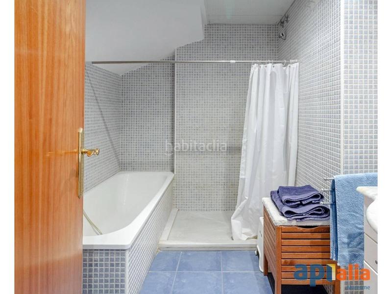 Foto 4b79cd34-5129-4608-a75d-cd9de4391e92. Pis amb aparcament a Centre Mataró Foto 4b79cd34-5129-4608-a75d-cd9de4391e92. Pis amb aparcament a Centre Mataró