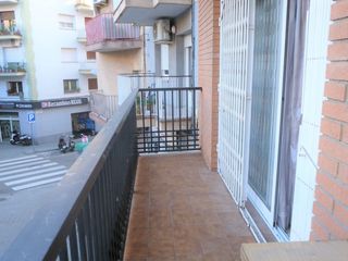 Duplex in Plaça alzina, 5. 3hab-2balcones-2baños-céntrico Duplex in Plaça alzina, 5. 3hab-2balcones-2baños-céntrico
