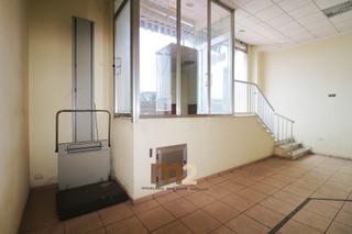 Local Comercial a Calle giner de los ríos 29. Se vende local comercial en zona viñas guardamar del segura Local Comercial a Calle giner de los ríos 29. Se vende local comercial en zona viñas guardamar del segura