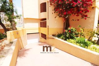 Aparcament cotxe a Carrer del enginyer joaquín muñoz 14. Se vende plaza de garaje en guardamar del segura Aparcament cotxe a Carrer del enginyer joaquín muñoz 14. Se vende plaza de garaje en guardamar del segura
