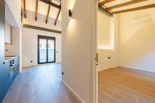 Attique à Porta. Piso recién reformado ideal para parejas Attique à Porta. Piso recién reformado ideal para parejas