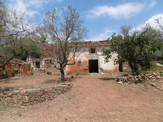 Masia en Vilafamés. Masía con terreno para reformar Masia en Vilafamés. Masía con terreno para reformar