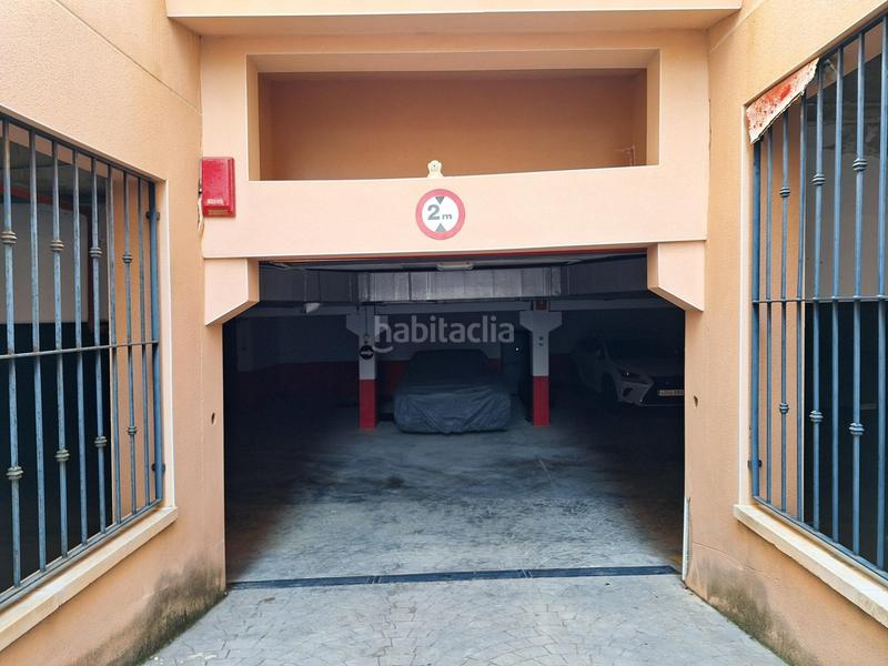 Foto b4d2b447-9874-4b7f-af0e-1ba150551fc4. Autoparkplatz in Monte y Mar Santa Pola Foto b4d2b447-9874-4b7f-af0e-1ba150551fc4. Autoparkplatz in Monte y Mar Santa Pola