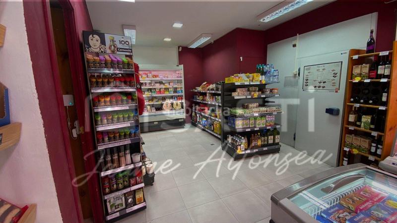 Foto b54faf0c-1559-42b9-845f-8b956252107a. Traspàs local comercial a Centre-Estació Gavà Foto b54faf0c-1559-42b9-845f-8b956252107a. Traspàs local comercial a Centre-Estació Gavà