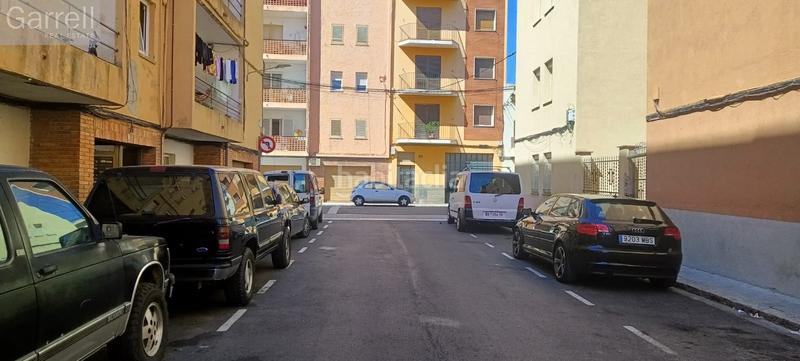 Foto 3b23a68e-8ec6-4d37-866f-b460f961faed. Piso el inmueble se encuentra ocupado ilegalmente en Figueres Foto 3b23a68e-8ec6-4d37-866f-b460f961faed. Piso el inmueble se encuentra ocupado ilegalmente en Figueres