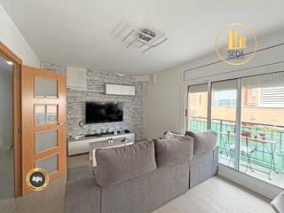 Pis  Passatge de narcís oller. Luminoso ático de 4 habitaciones en can palet, terrassa Pis  Passatge de narcís oller. Luminoso ático de 4 habitaciones en can palet, terrassa