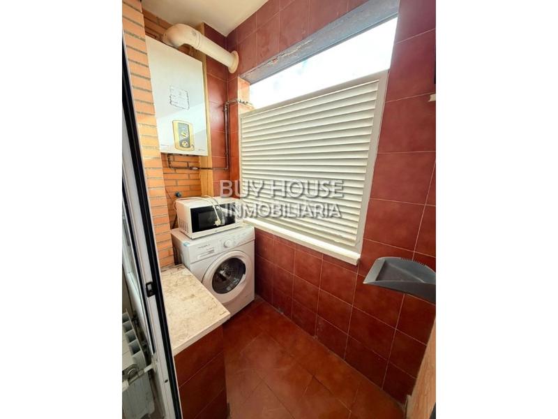 Foto 7d7b10c1-0274-49de-a5cf-8d4003501905. Pis amb aparcament a El Nido-Fuentes Parla Foto 7d7b10c1-0274-49de-a5cf-8d4003501905. Pis amb aparcament a El Nido-Fuentes Parla