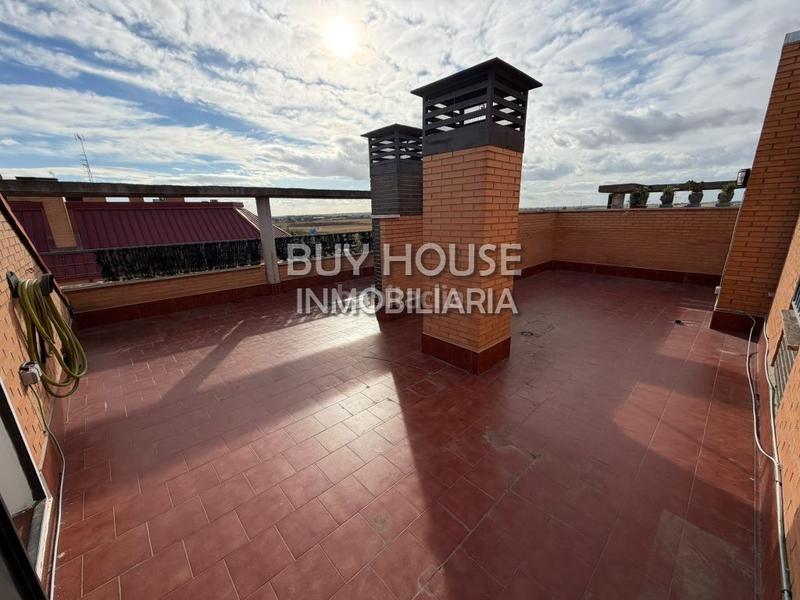 Foto 7e3a9f70-7e58-4fe8-b942-a80b25235c3d. Pis amb aparcament a El Nido-Fuentes Parla Foto 7e3a9f70-7e58-4fe8-b942-a80b25235c3d. Pis amb aparcament a El Nido-Fuentes Parla