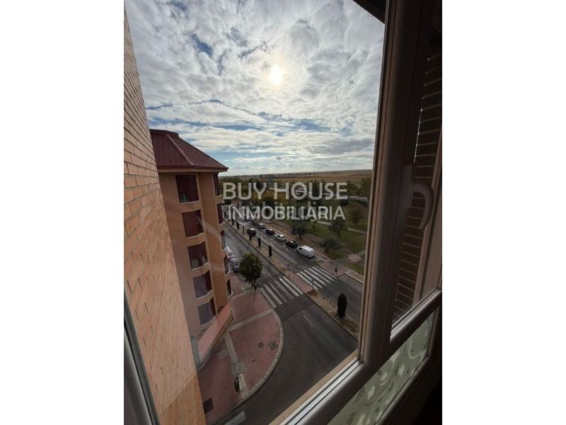 Foto 94afda40-4071-458e-9453-e0751d8424dd. Pis amb aparcament a El Nido-Fuentes Parla Foto 94afda40-4071-458e-9453-e0751d8424dd. Pis amb aparcament a El Nido-Fuentes Parla