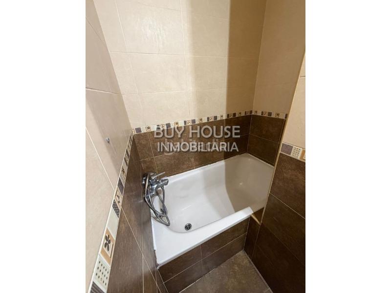 Foto cc93d14b-7dd1-4405-b983-1d39da32d4c4. Pis amb aparcament a El Nido-Fuentes Parla Foto cc93d14b-7dd1-4405-b983-1d39da32d4c4. Pis amb aparcament a El Nido-Fuentes Parla