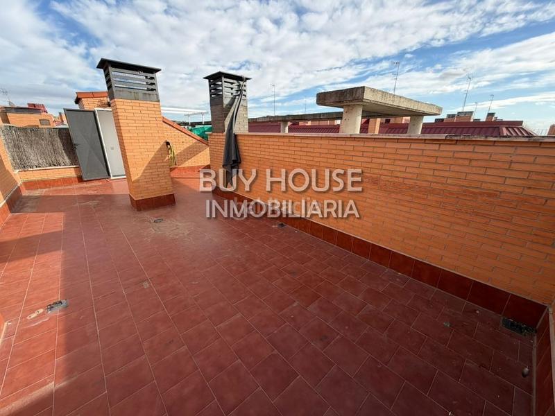 Foto d6e4a207-2ff8-4b27-af5a-34a3c3b1ac1d. Pis amb aparcament a El Nido-Fuentes Parla Foto d6e4a207-2ff8-4b27-af5a-34a3c3b1ac1d. Pis amb aparcament a El Nido-Fuentes Parla