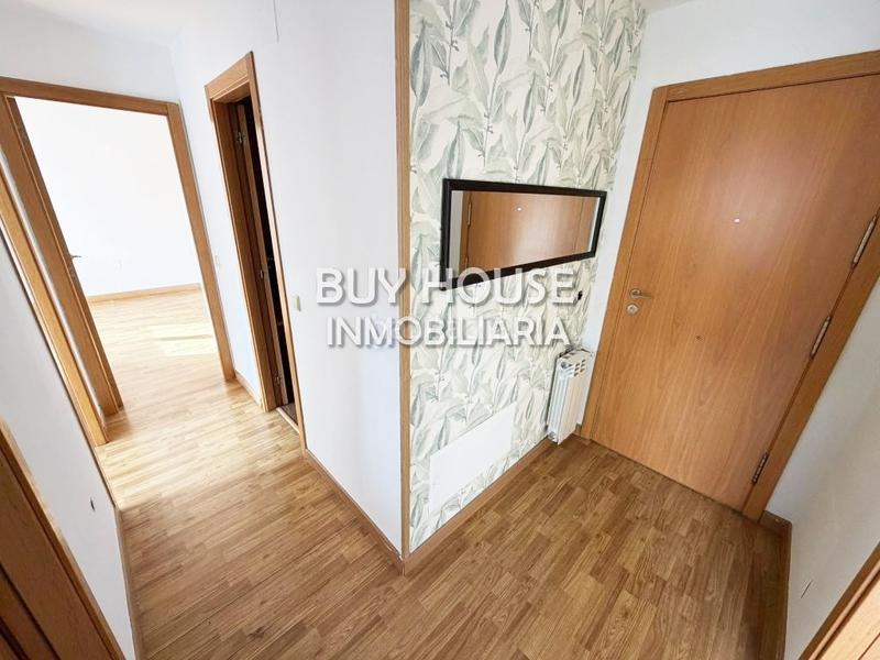 Foto d8fbfcaf-1a6c-43dc-84e2-53857eac255f. Pis amb aparcament a El Nido-Fuentes Parla Foto d8fbfcaf-1a6c-43dc-84e2-53857eac255f. Pis amb aparcament a El Nido-Fuentes Parla