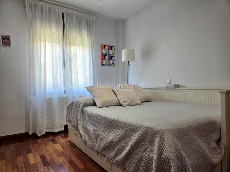 Foto 37899d63-53aa-4058-889d-1a2109bcb32e. Casa pareada chalet en urbanización itálica en Olías del Rey Foto 37899d63-53aa-4058-889d-1a2109bcb32e. Casa pareada chalet en urbanización itálica en Olías del Rey