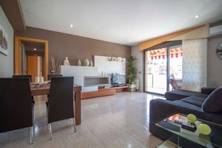 Affitto Piccolo appartamento Sant antoni. Piscina, parking, mucho sol Affitto Piccolo appartamento Sant antoni. Piscina, parking, mucho sol