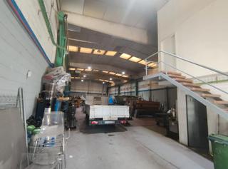 Fabrikhalle  Calle grafito. Nave industrial con taller instalado para la fabricacion de prod Fabrikhalle  Calle grafito. Nave industrial con taller instalado para la fabricacion de prod