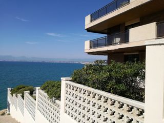 Alquiler Piso en Carrer cala de la font (de la), 19. Primera línea mar Alquiler Piso en Carrer cala de la font (de la), 19. Primera línea mar