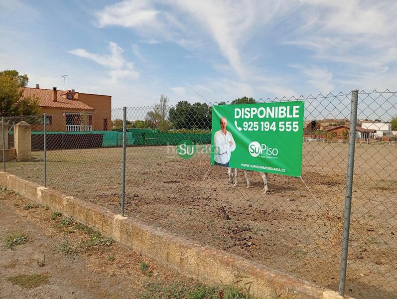 Foto 566b64df-e4d6-45bf-9626-115423e3ca63. Terreno residencial en avenida del ferrocarril 19 en Yeles Foto 566b64df-e4d6-45bf-9626-115423e3ca63. Terreno residencial en avenida del ferrocarril 19 en Yeles