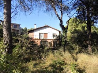 Finca rústica a Calders. Terreno en venta en la urb. la guàrdia Finca rústica a Calders. Terreno en venta en la urb. la guàrdia