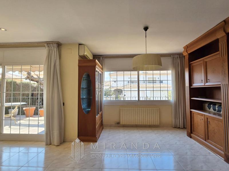 Foto cb668ecf-d380-46ae-9c40-a04074c474c7. Haus mit kamin heizung parking in Centre Garriga (La) Foto cb668ecf-d380-46ae-9c40-a04074c474c7. Haus mit kamin heizung parking in Centre Garriga (La)