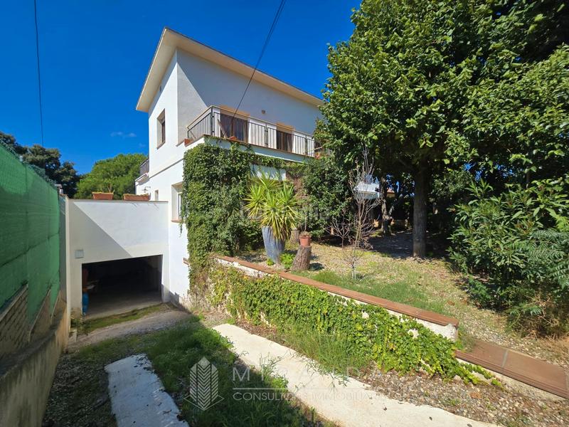 Foto c5d2dea2-4b57-49e1-93de-acb30c913510. Casa amb xemeneia calefacció aparcament a Can Violí - Can Poi del Bosc Garriga (La) Foto c5d2dea2-4b57-49e1-93de-acb30c913510. Casa amb xemeneia calefacció aparcament a Can Violí - Can Poi del Bosc Garriga (La)