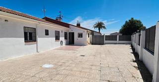 Lloguer Casa aparellada Calle del río segura. Piso recién reformado para pareja con un hijo Lloguer Casa aparellada Calle del río segura. Piso recién reformado para pareja con un hijo