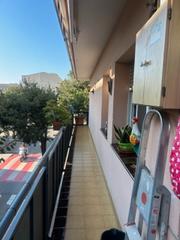 Etagenwohnung  Carrer antoni de capmany. Piso de cuatro habitaciones , con parquing en la finca incluido Etagenwohnung  Carrer antoni de capmany. Piso de cuatro habitaciones , con parquing en la finca incluido
