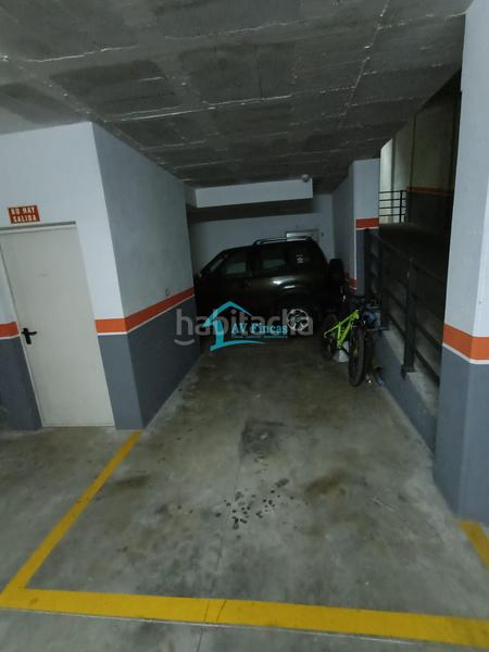 Foto b4cd351b-bb04-4029-8092-32b82e41ec4a. Parking voiture dans Marianao Sant Boi de Llobregat Foto b4cd351b-bb04-4029-8092-32b82e41ec4a. Parking voiture dans Marianao Sant Boi de Llobregat