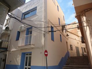 Casa en Sant roc, 47. Casa con almacen en el centro Casa en Sant roc, 47. Casa con almacen en el centro
