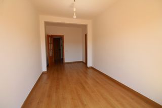 Rent Penthouse Plaça roige i badia. Ultima planta reformada Rent Penthouse Plaça roige i badia. Ultima planta reformada