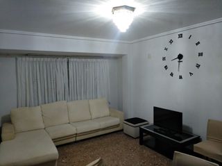 Miete Etagenwohnung in Calle arxiduc carles, 23. Alquiler vivienda 3 habitaciones Miete Etagenwohnung in Calle arxiduc carles, 23. Alquiler vivienda 3 habitaciones
