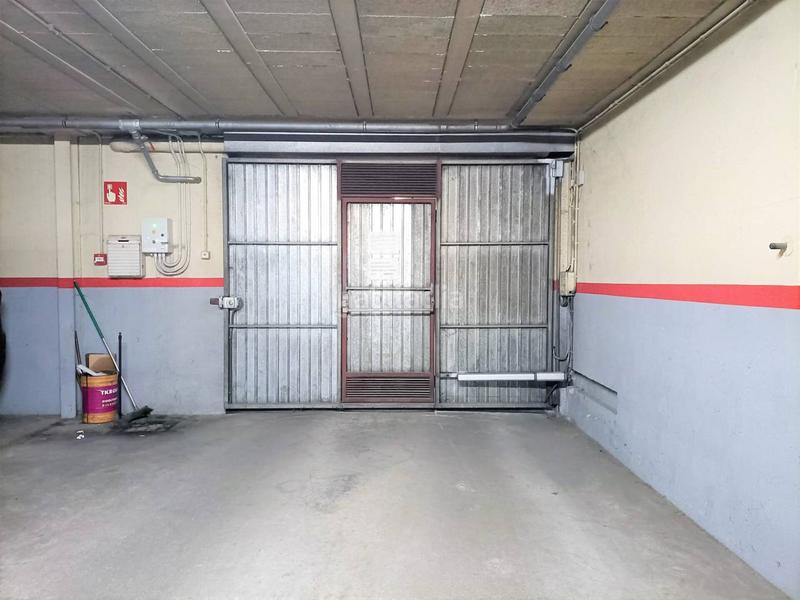 Foto 8f634f85-fc28-4d5a-a6b8-bf3cb151ca95. Parking voiture dans Remei-La Guixa Vic Foto 8f634f85-fc28-4d5a-a6b8-bf3cb151ca95. Parking voiture dans Remei-La Guixa Vic
