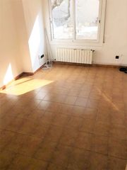 Pis en Creu de Barbera. ¡oportunidad! piso a reformar Pis en Creu de Barbera. ¡oportunidad! piso a reformar