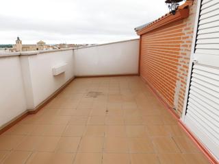 Attique à Alameda de la Sagra. Ático dúplex con terraza de 18m2, 3 dorm, 2 baños, garaje y tras Attique à Alameda de la Sagra. Ático dúplex con terraza de 18m2, 3 dorm, 2 baños, garaje y tras