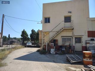 Bâtiment à usage industriel à Sacecorbo. Agencia inmobiliaria arbeteta, vende nave con parcela de 1851 m2 Bâtiment à usage industriel à Sacecorbo. Agencia inmobiliaria arbeteta, vende nave con parcela de 1851 m2