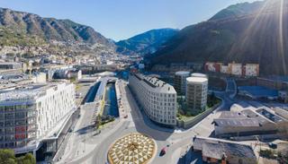 Location Local commercial De tarragona. Excepcional local comercial en pleno centro Location Local commercial De tarragona. Excepcional local comercial en pleno centro