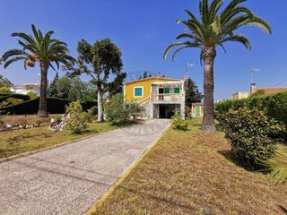 Chalet Calle poniente -urb los balcones. Villa en parcela de 813 m2 Chalet Calle poniente -urb los balcones. Villa en parcela de 813 m2