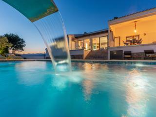 Casa a Urbanizacion pla de la lloma 12-d. Villa mirador del sol un refugio privado con vistas costeras en Casa a Urbanizacion pla de la lloma 12-d. Villa mirador del sol un refugio privado con vistas costeras en