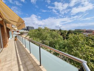 Location Attique Carrer de la seu d'urgell. Espectacular àtic de 211 m2 amb terrasses Location Attique Carrer de la seu d'urgell. Espectacular àtic de 211 m2 amb terrasses