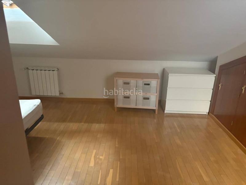 Foto 0570ad17-cc2d-47d4-9eff-b8fb88333968. Rent duplex with heating parking in Avenida Europa-San Antón Toledo Foto 0570ad17-cc2d-47d4-9eff-b8fb88333968. Rent duplex with heating parking in Avenida Europa-San Antón Toledo