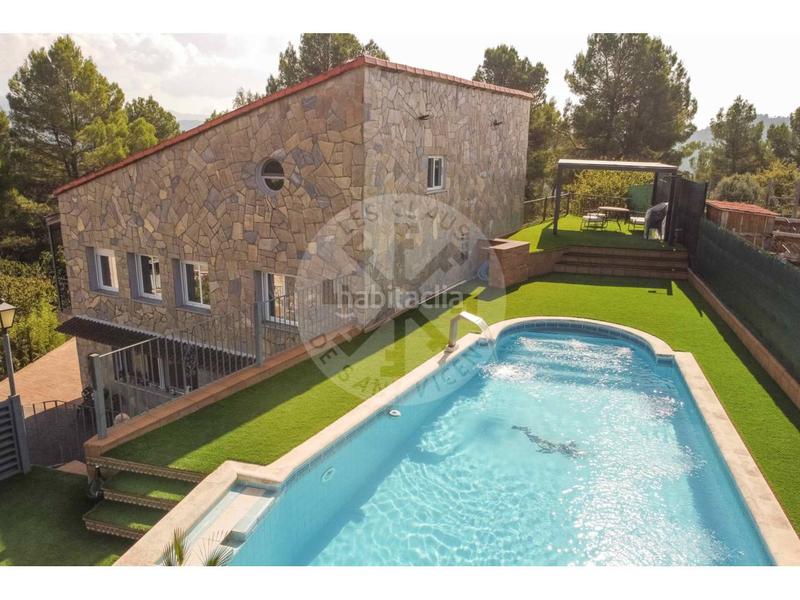 Foto 4bba0b76-42cb-4a18-bb87-79faafb0b5da. Casa amb calefacció aparcament piscina a Castellgalí Foto 4bba0b76-42cb-4a18-bb87-79faafb0b5da. Casa amb calefacció aparcament piscina a Castellgalí