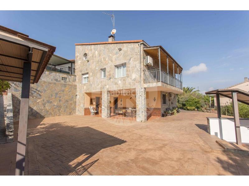 Foto a7ebb42a-82e0-4cb6-856c-72e4261d547a. Casa amb calefacció aparcament piscina a Castellgalí Foto a7ebb42a-82e0-4cb6-856c-72e4261d547a. Casa amb calefacció aparcament piscina a Castellgalí